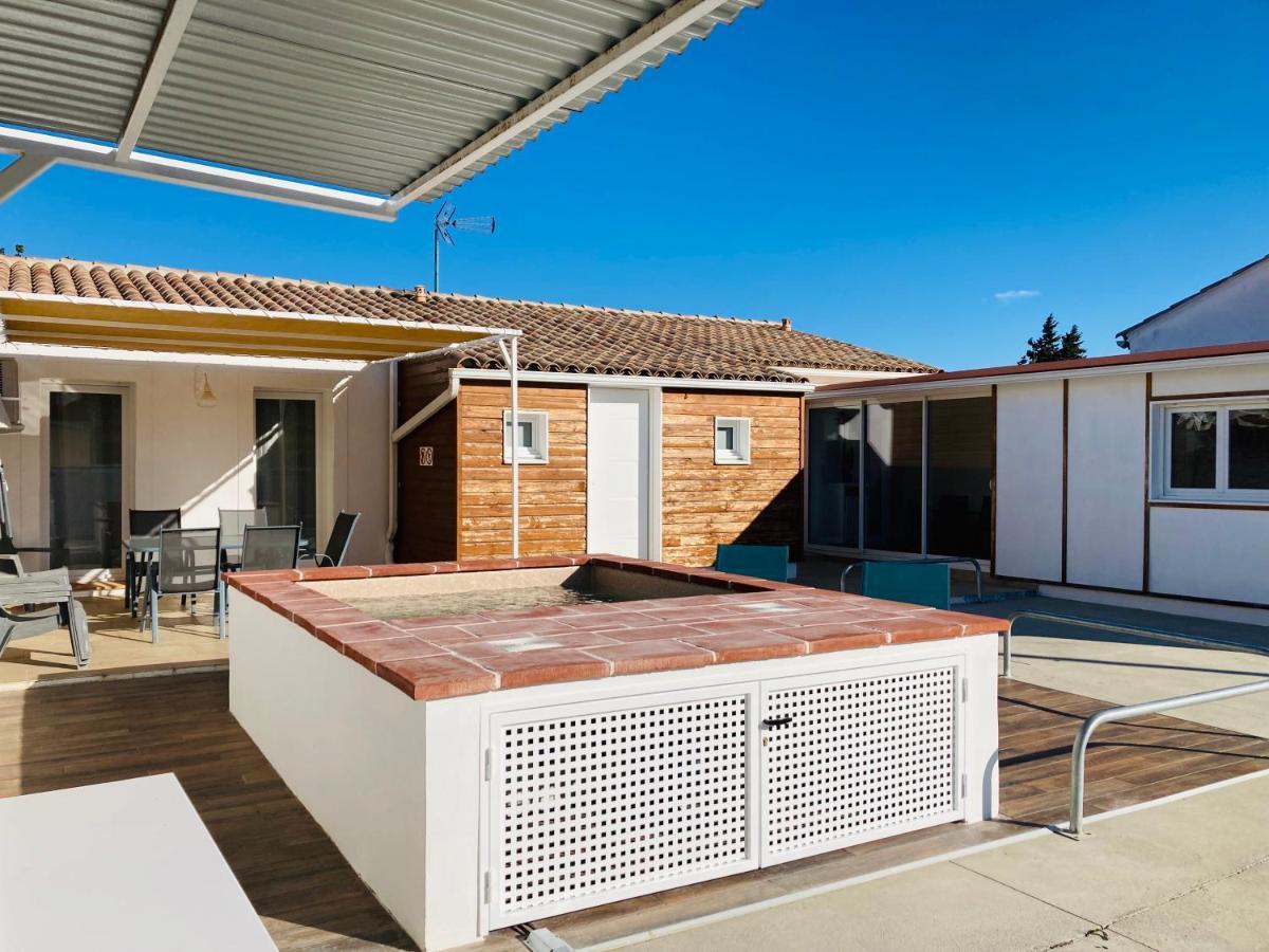 Gite Blanco Y Madera Narbonne Eksteriør bilde