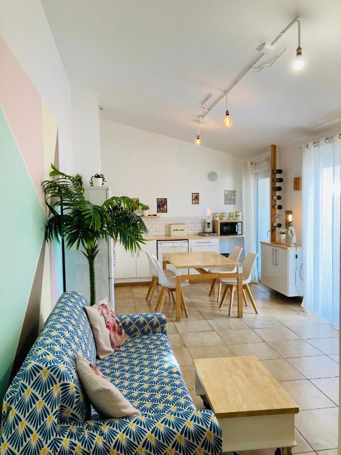 Gite Blanco Y Madera Narbonne Eksteriør bilde