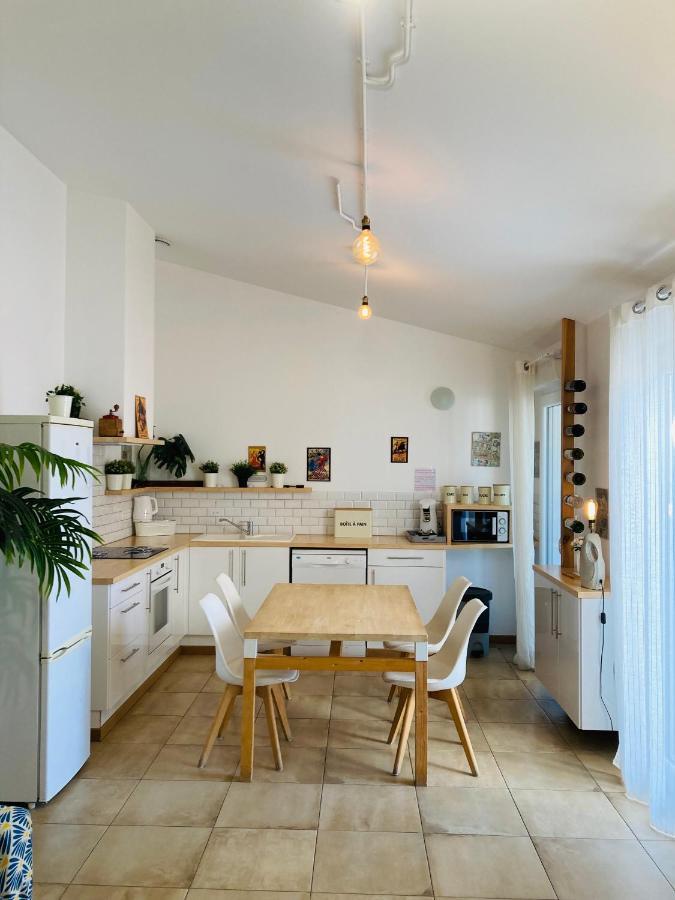 Gite Blanco Y Madera Narbonne Eksteriør bilde