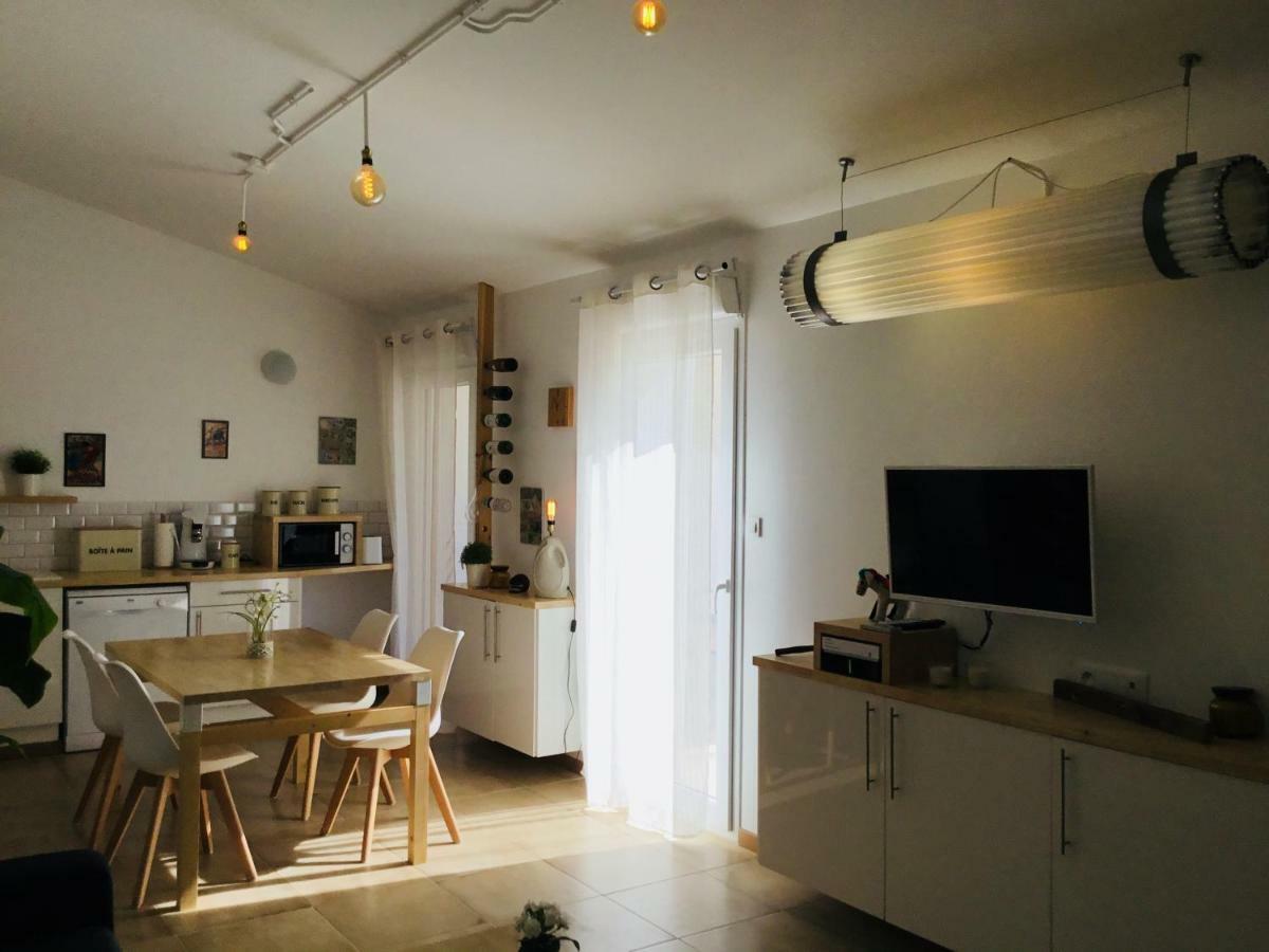 Gite Blanco Y Madera Narbonne Eksteriør bilde