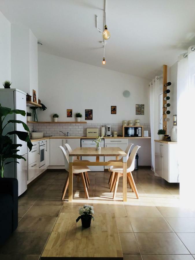 Gite Blanco Y Madera Narbonne Eksteriør bilde